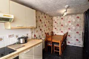 Kitchen/Diner- click for photo gallery